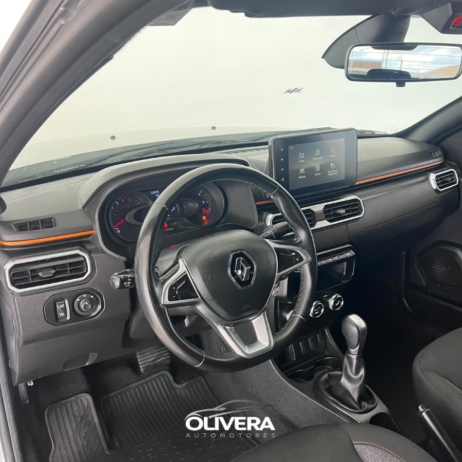 RENAULT OROCH INTENSE OUTSIDER AT 4X2