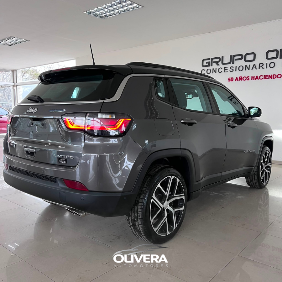 JEEP COMPASS LIMITED 4X2 AT