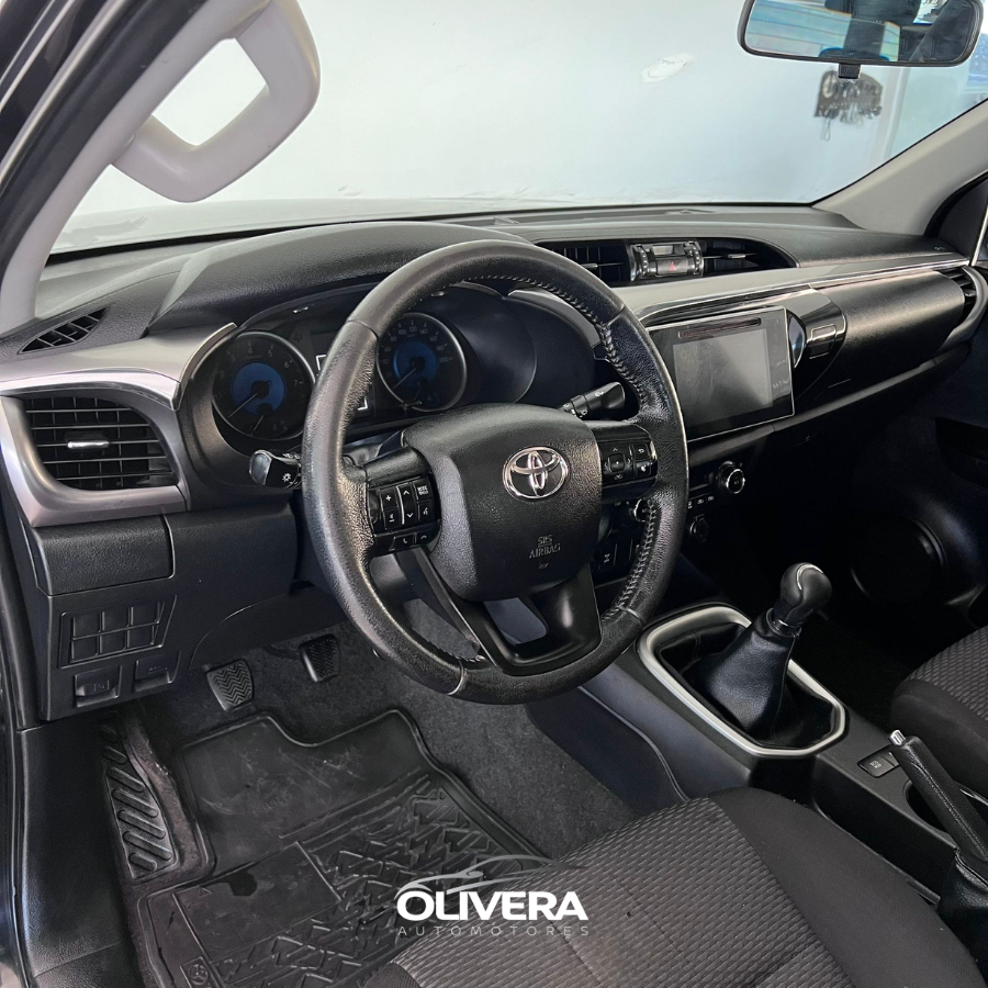 TOYOTA HILUX DC SRV 4X2 NAFTA