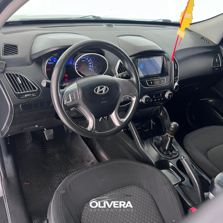 HYUNDAI TUCSON 2.0 2WD GL