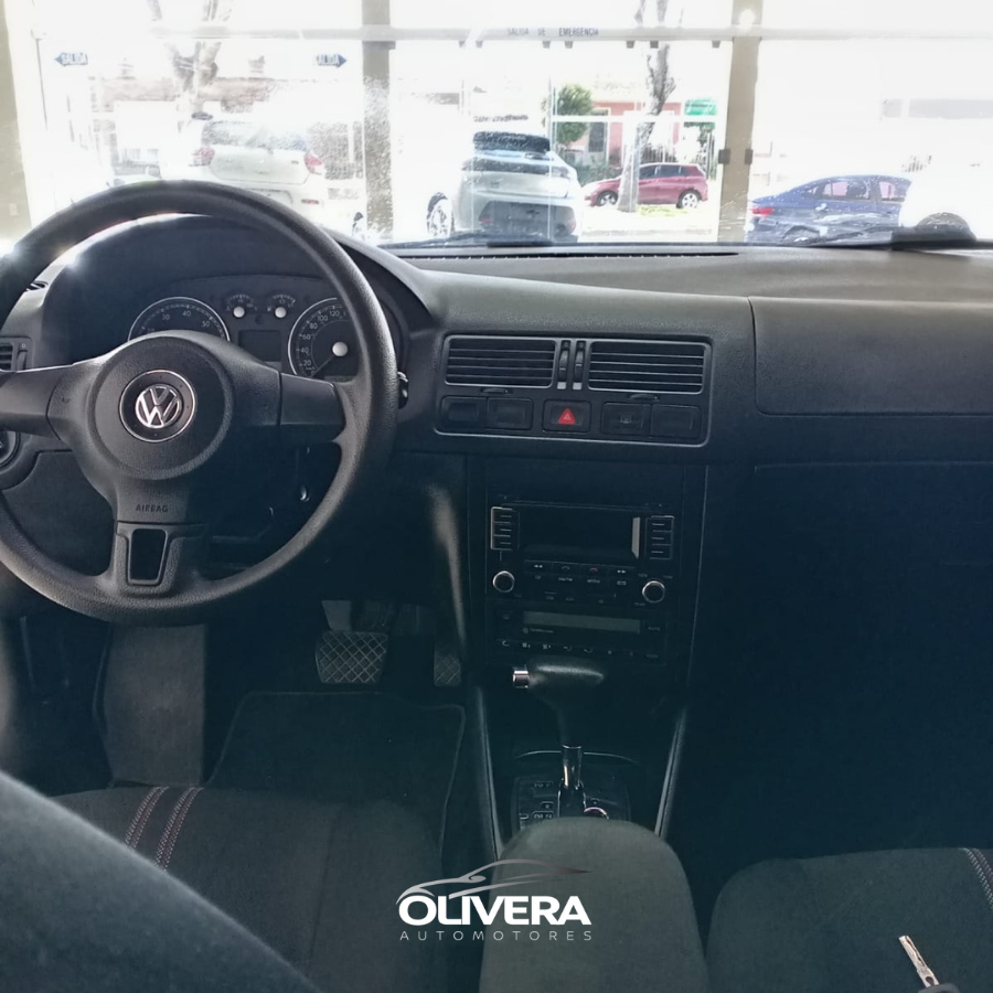 VOLKSWAGEN BORA A4 2.0 AT