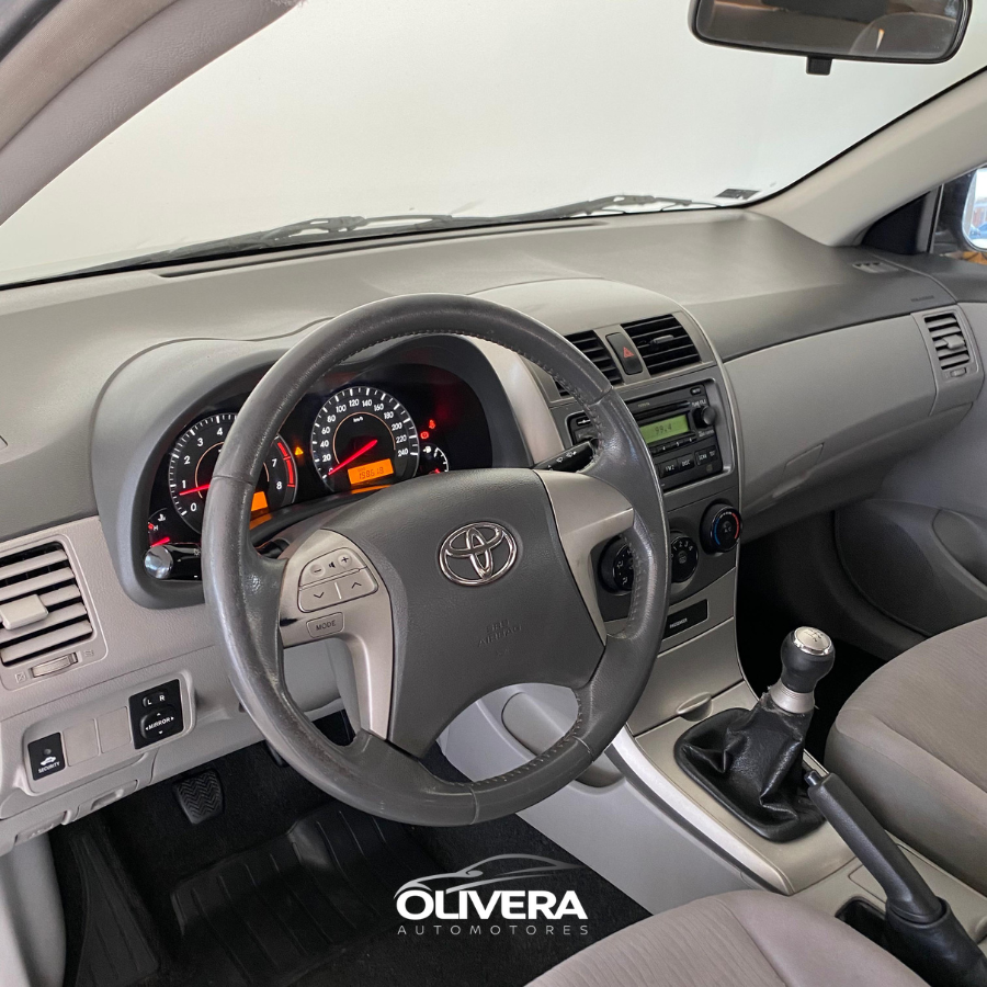 TOYOTA COROLLA 1.6 XLI