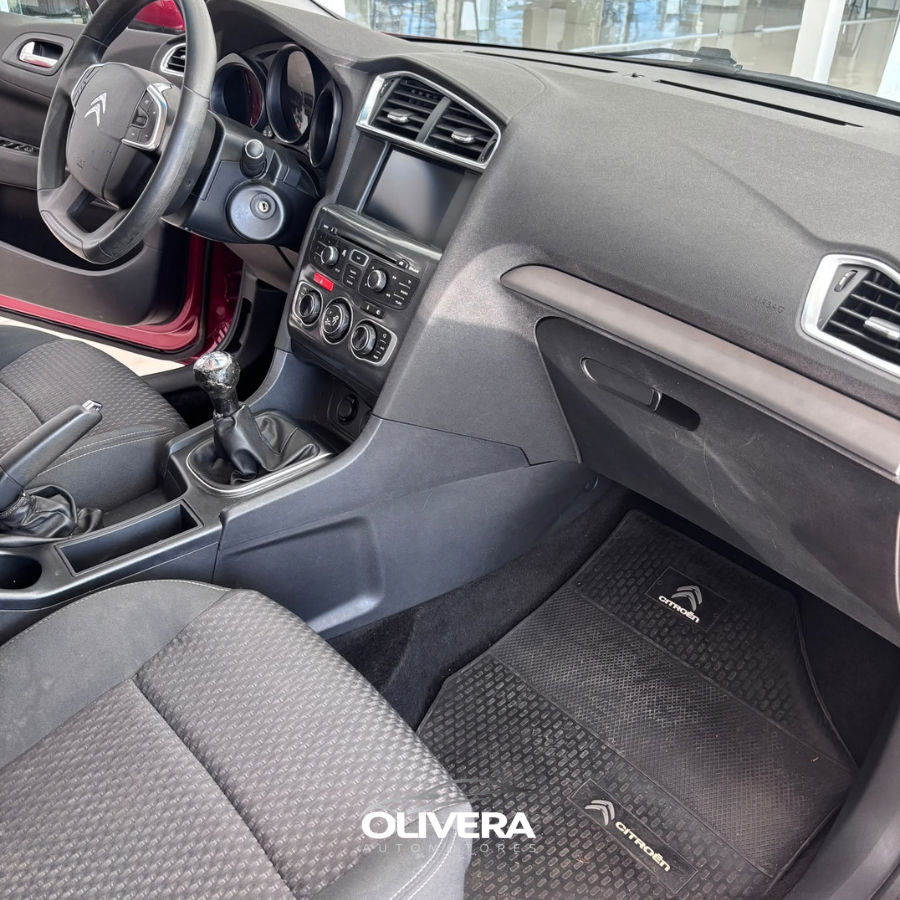 CITROËN C4 LOUNGE 2.0 TENDANCE