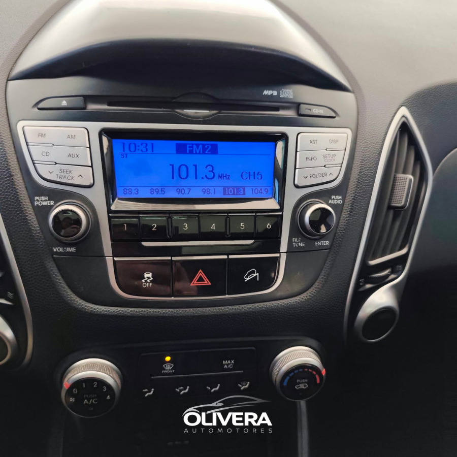 HYUNDAI TUCSON 2.0 2WD GL 6 AT