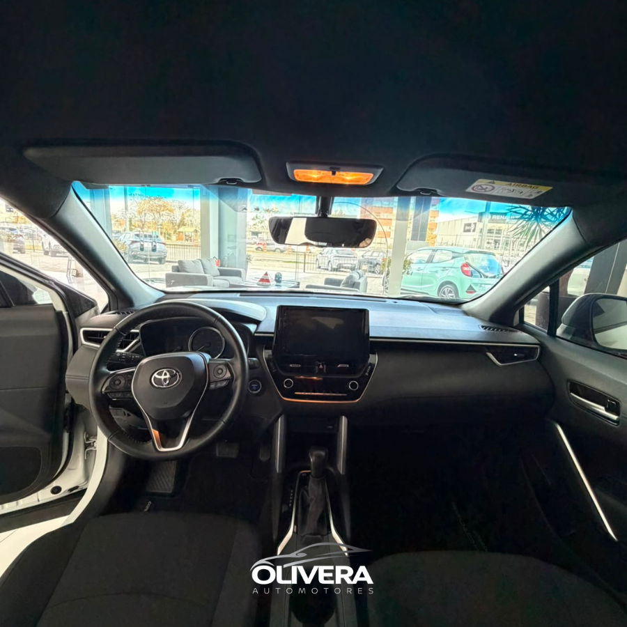 TOYOTA COROLLA CROSS HYBRID XEI