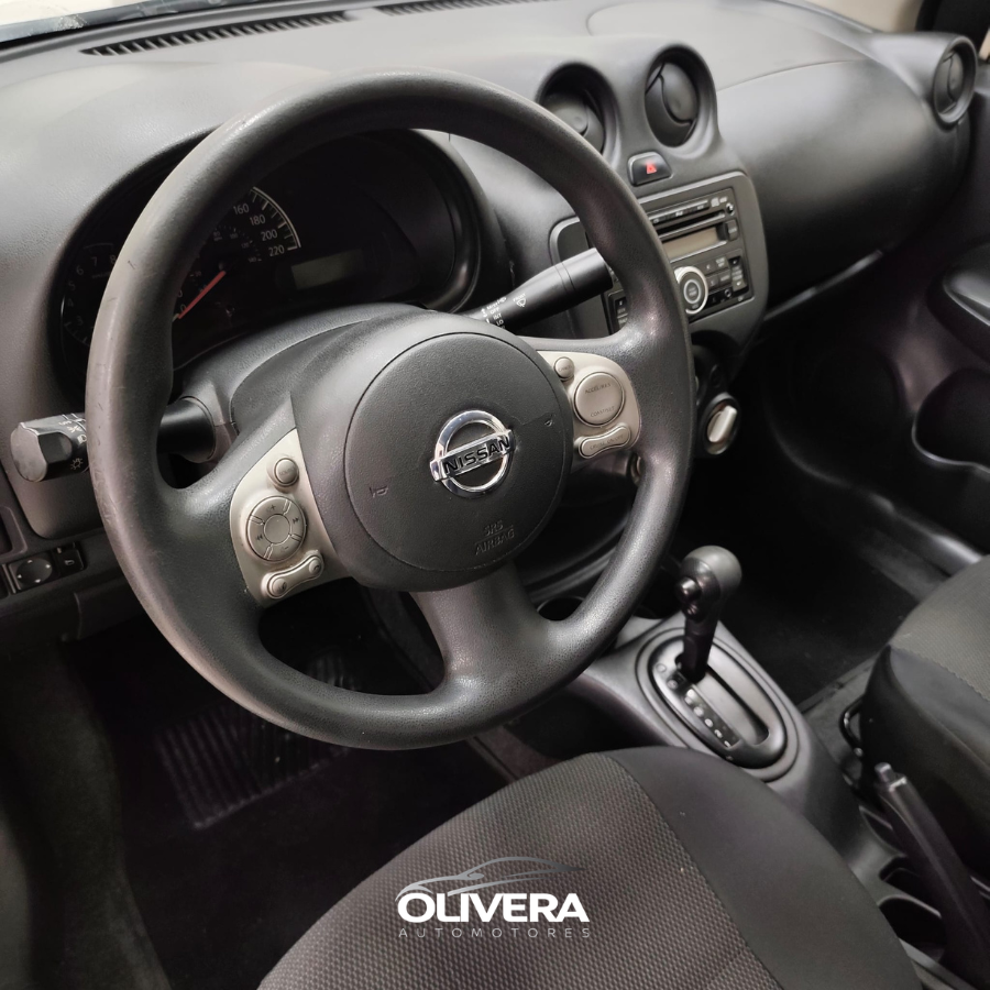 NISSAN VERSA FULL AT