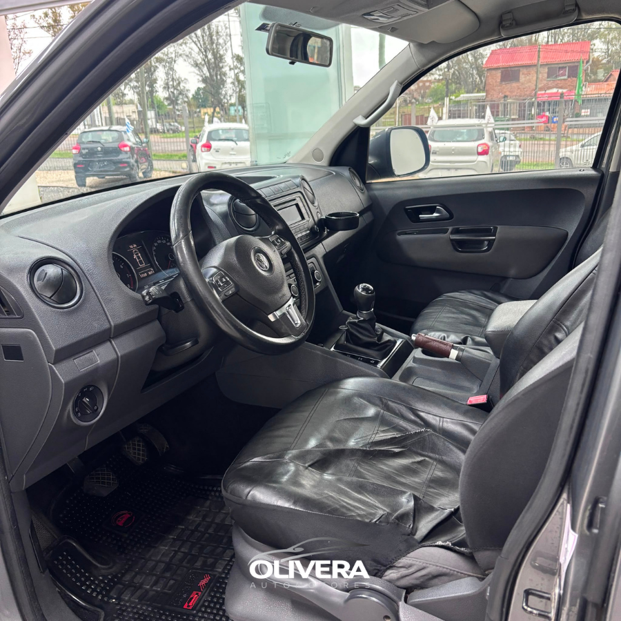 VOLKSWAGEN AMAROK TRENDLINE TSI 4X2 2.0 TURBO NAFTA