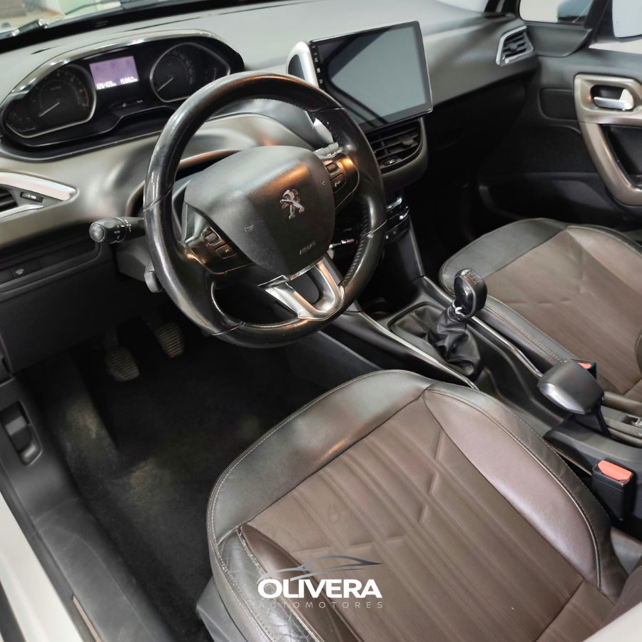 PEUGEOT 2008 FELINE 1.6