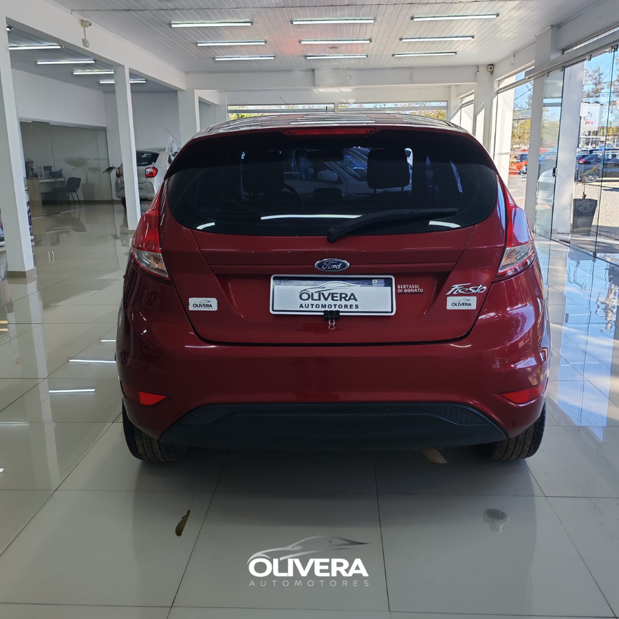 FORD FIESTA HATCH SE 1.6 MT