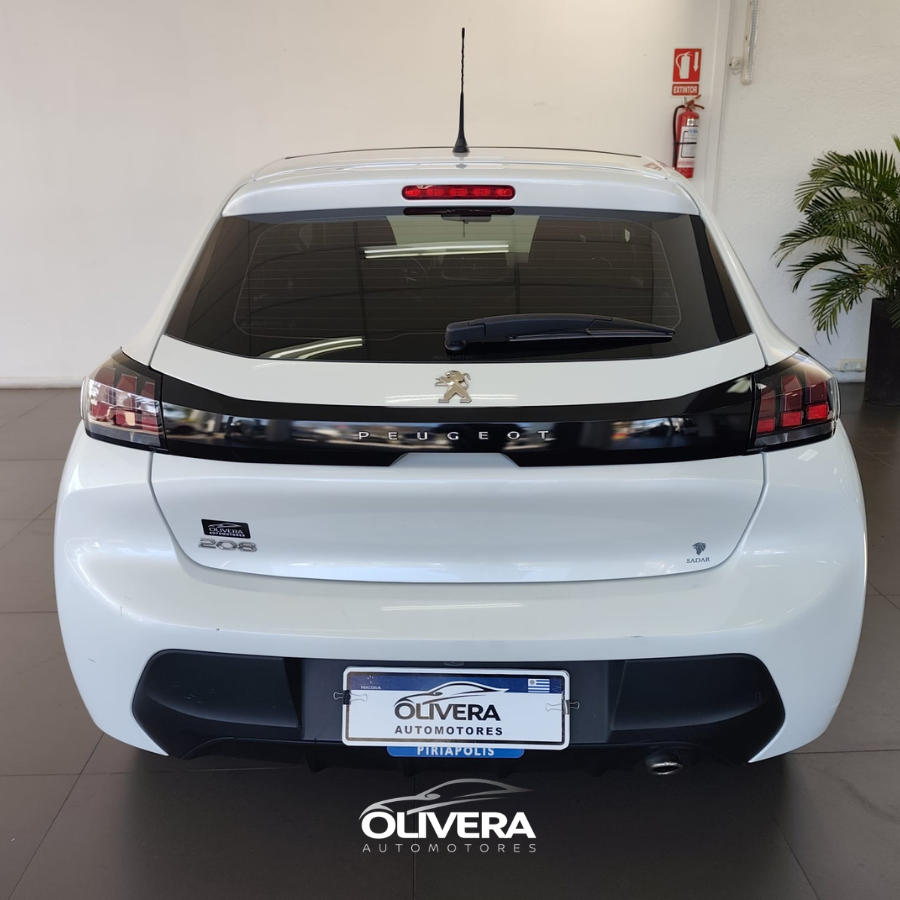PEUGEOT 208 ALLURE 1.6 AT6