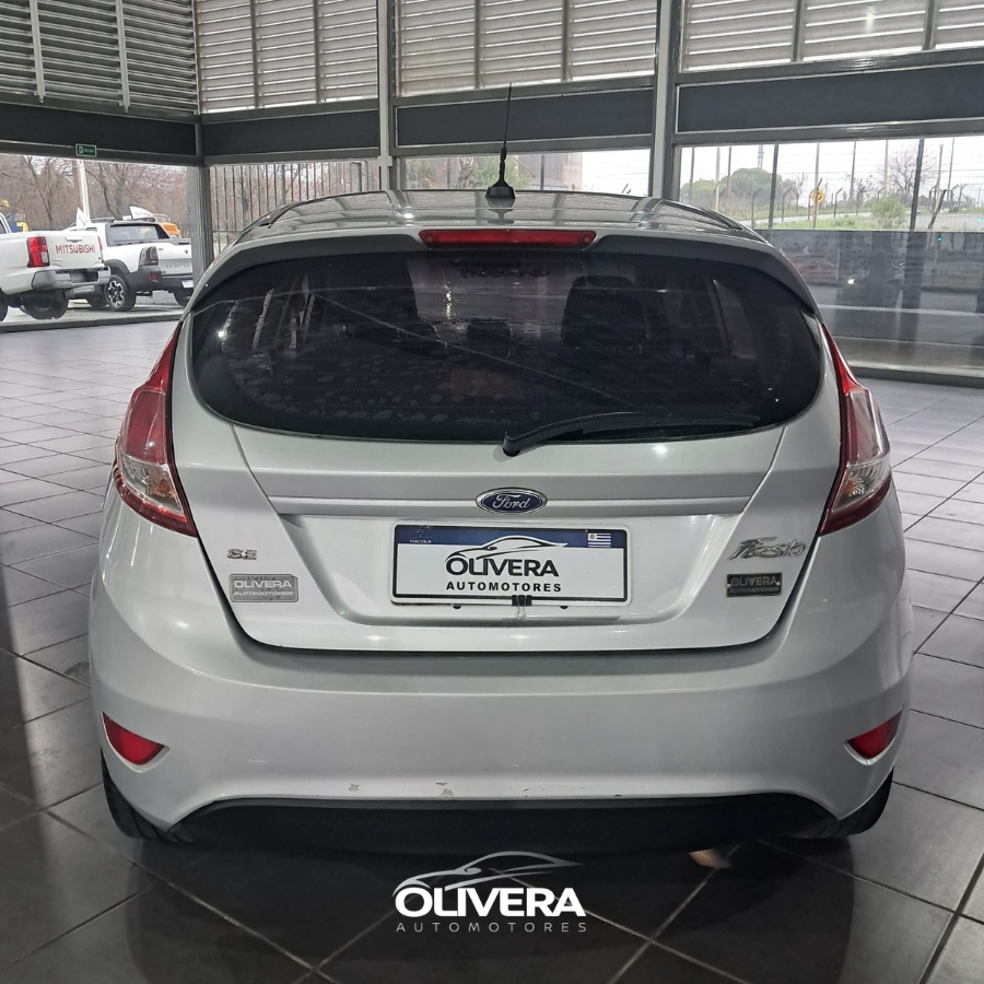 FORD FIESTA HATCH SE