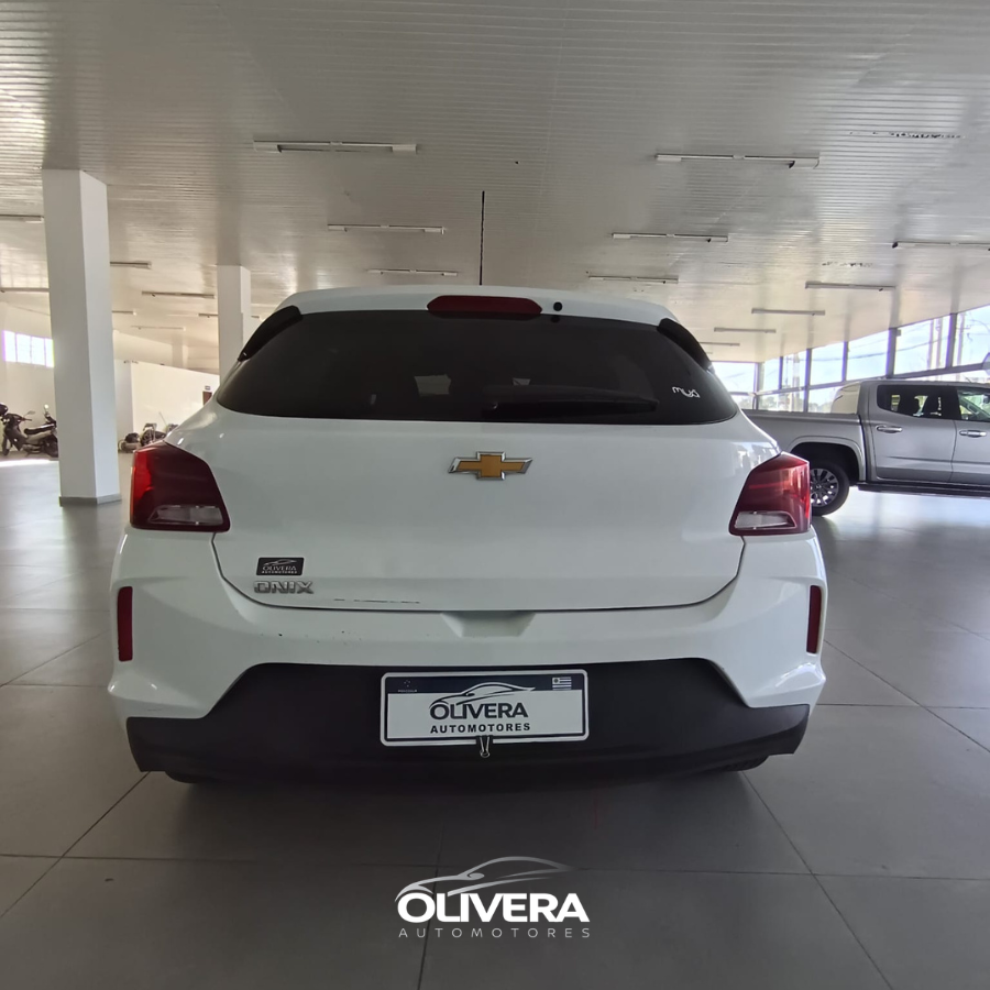 CHEVROLET ONIX HB 1.0 MT