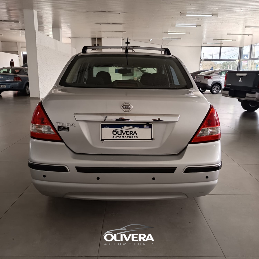 NISSAN TIDA EXTRA FULL