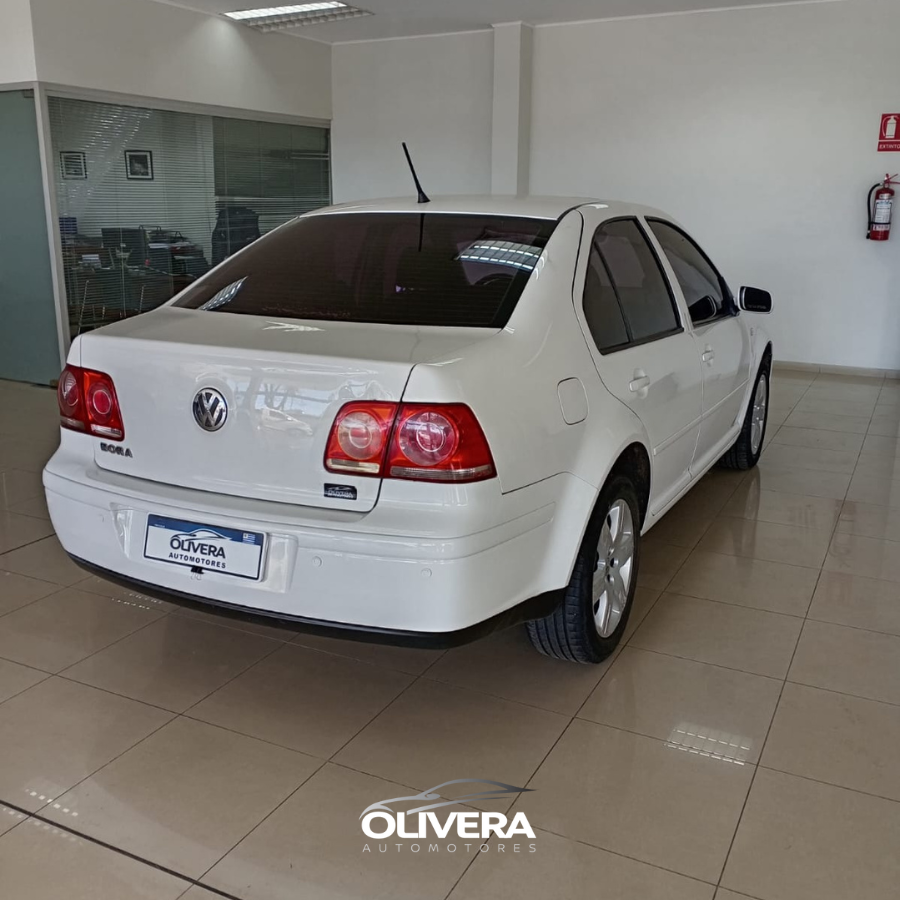 VOLKSWAGEN BORA A4 2.0 AT