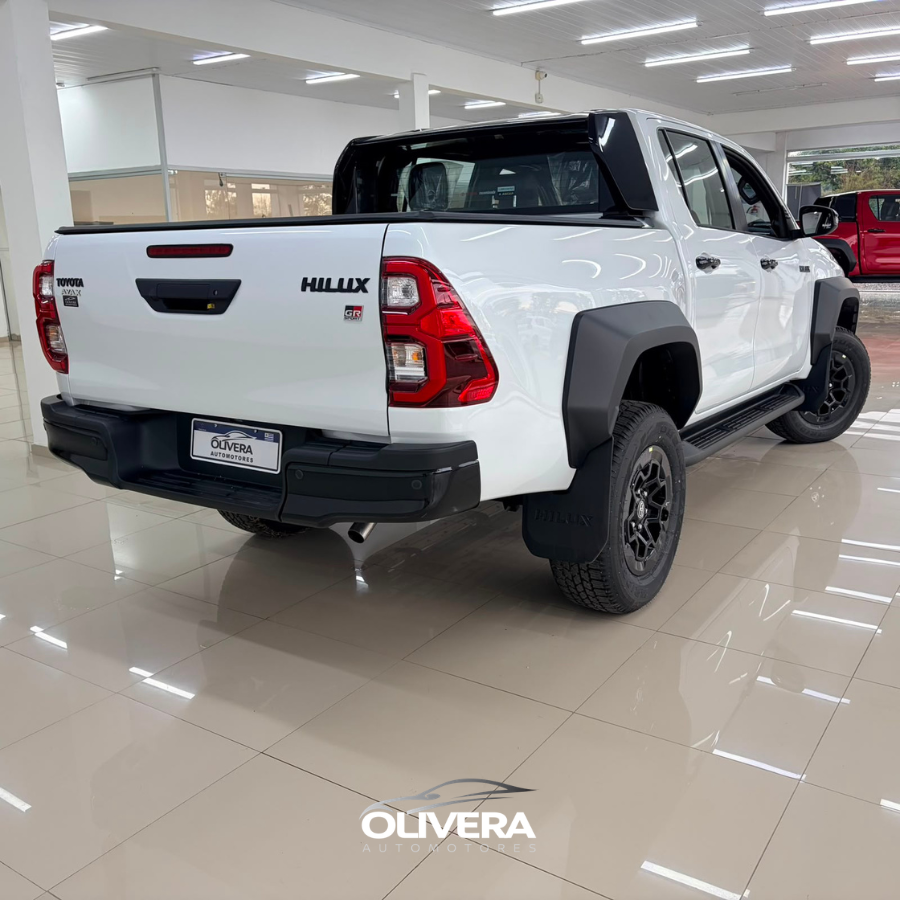 TOYOTA HILUX GRS 4X4 AT DIESEL