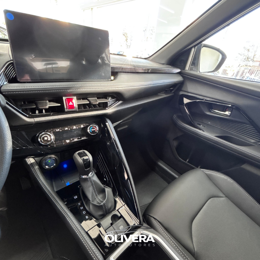 TOYOTA YARIS CROSS HYBRID SEG