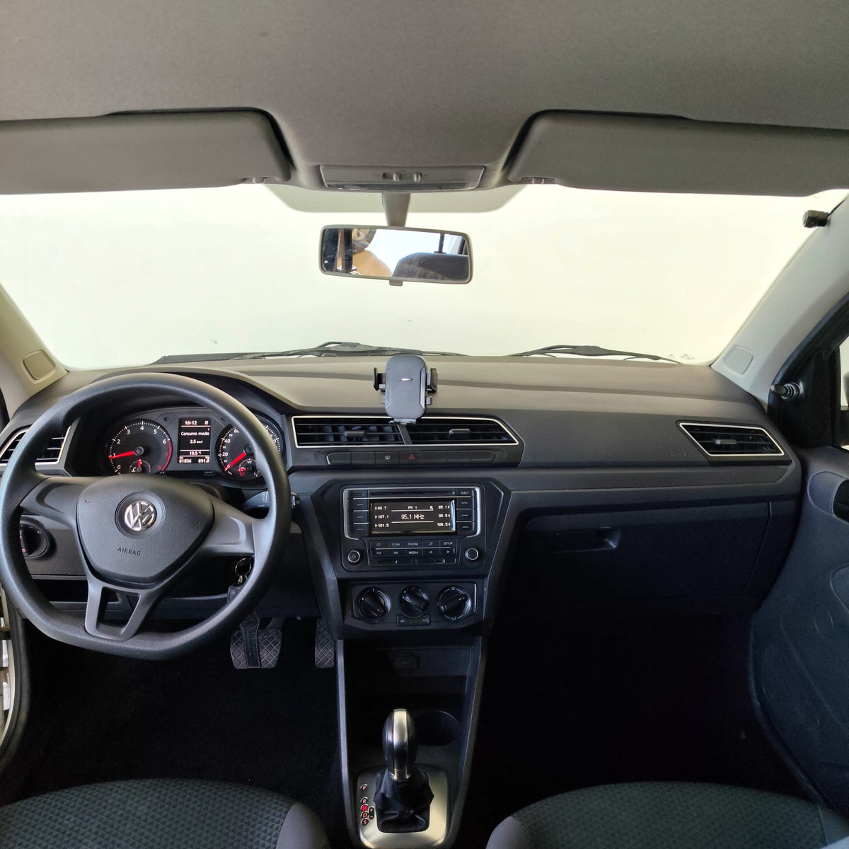 VOLKSWAGEN GOL HB TRENDLINE AT